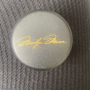 Rare Marilyn Monroe besame highlight